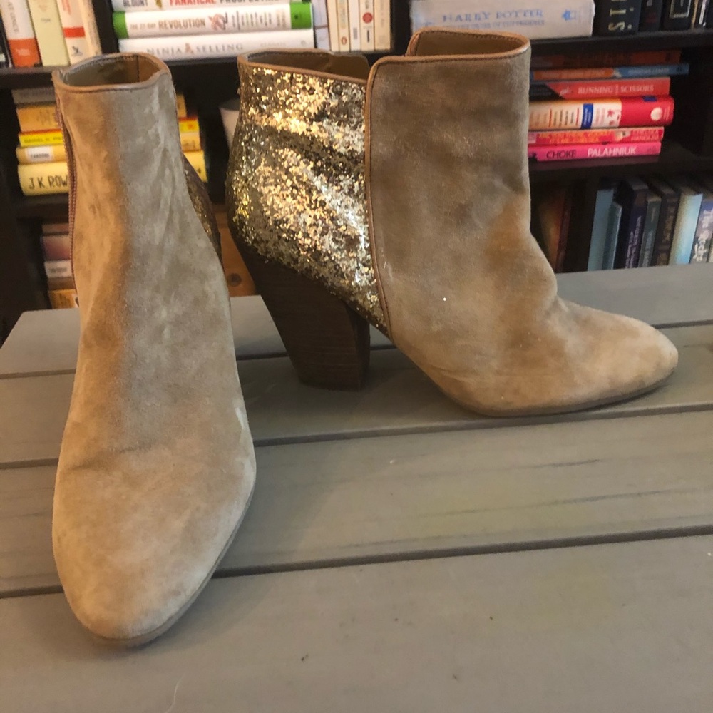 Guess glitter ankle boot